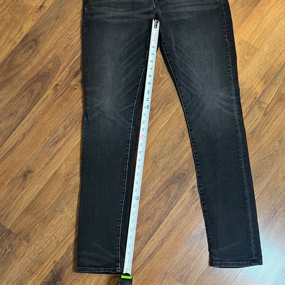 American Eagle Outfitters Men's Dark Gray/Black Skinny Jeans - Picture 5 of 10
